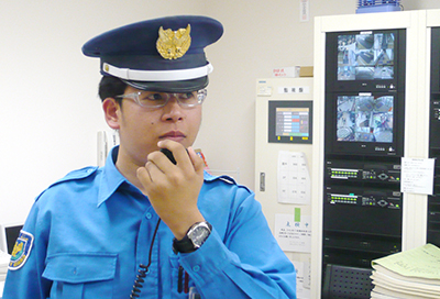 実  績
